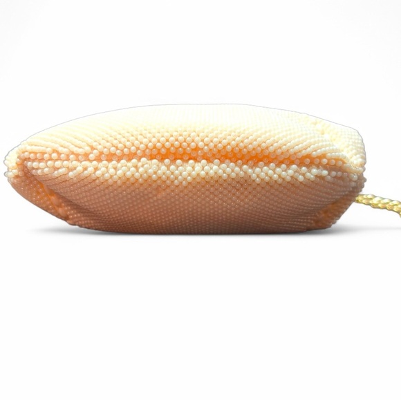 Rare Lumered Corde Bead 1930-40s Ivory Beaded Hong Kong collectible metal carved - Picture 4 of 6